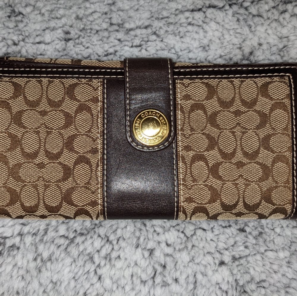 Coach Brown Signature Wallet